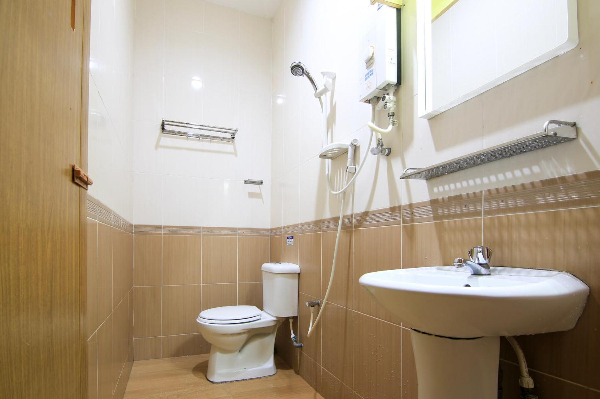 Ombak Hotel 2*